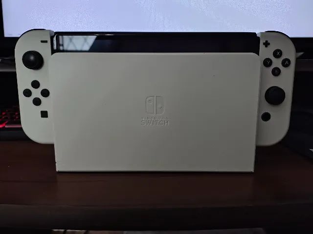 Nintendo Switch OLed + Controle + Jogos - Foto 2