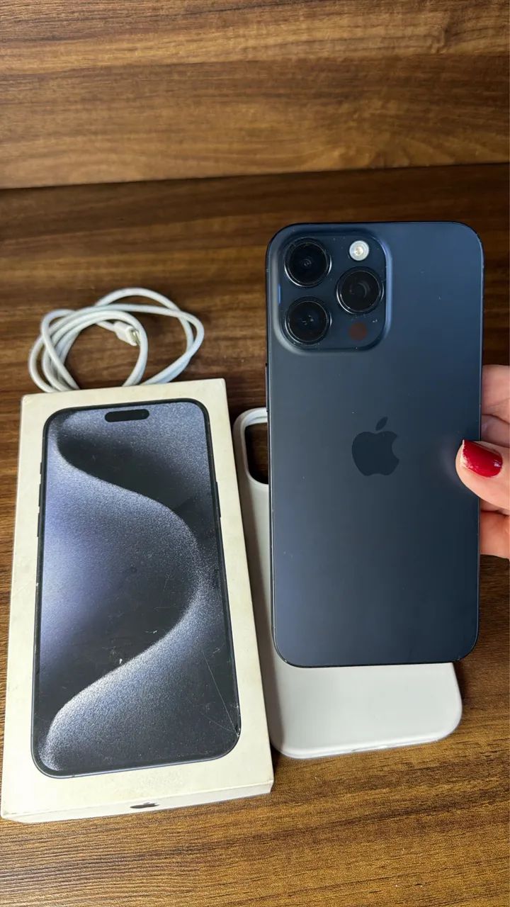 iPhone 15 Pro Max 256Gb 86% Original, Impecável - Celulares e