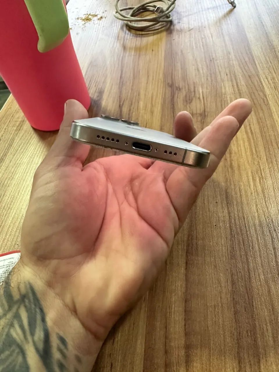 IPHONE 15 Pro  - Foto 2