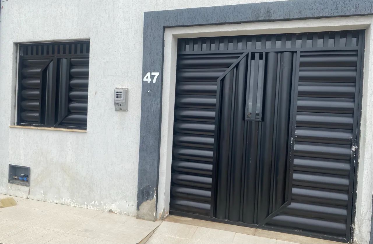 Gate and Window65115635318401121