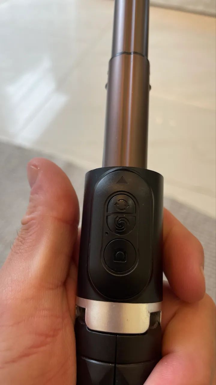 Estabilizador gimbal com luz e tripé 