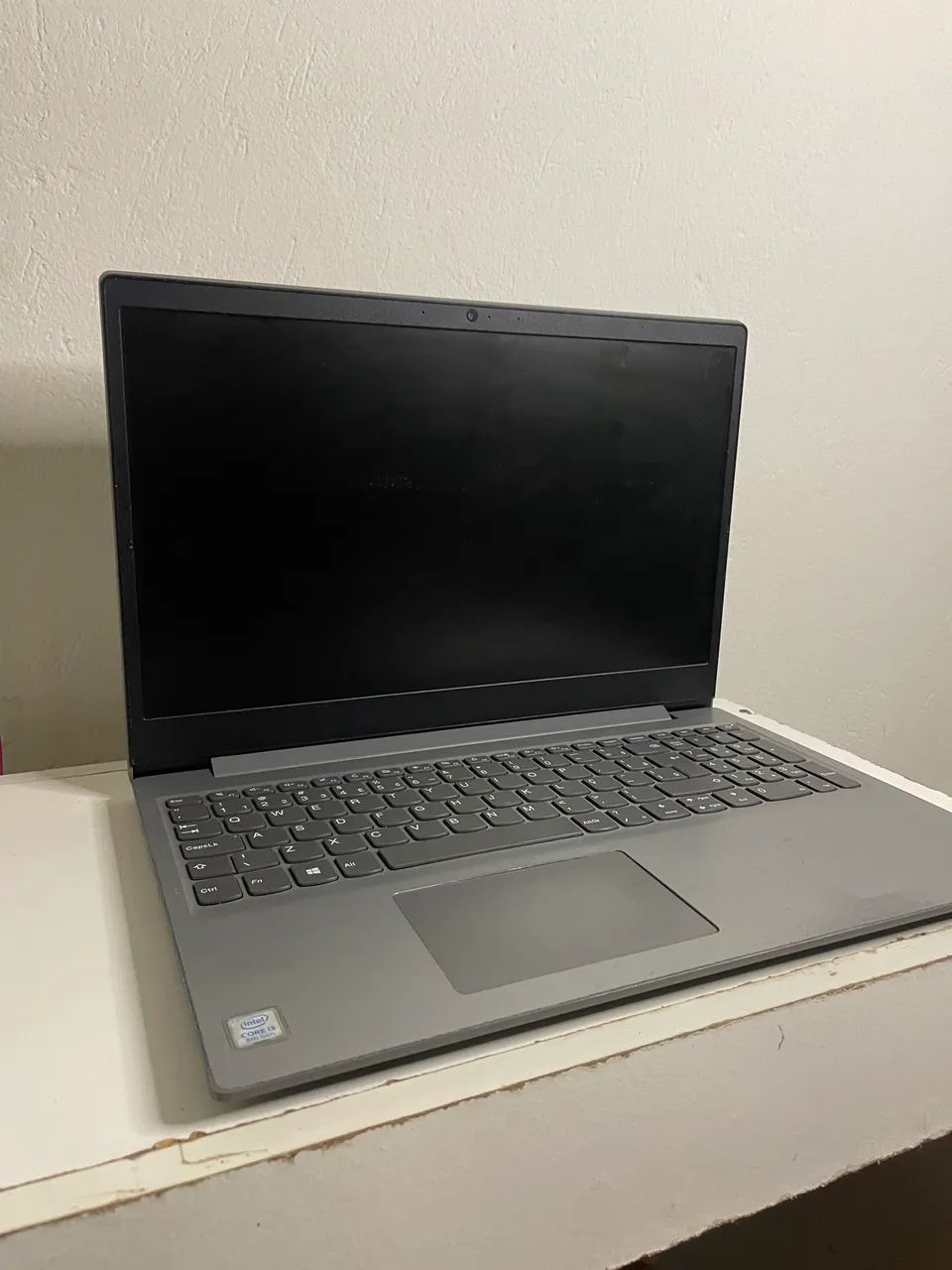 Lenovo IdeaPad S145 - Intel core i3 8ª geração; 4G de ram