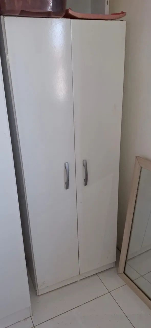 Armário multifuncional 