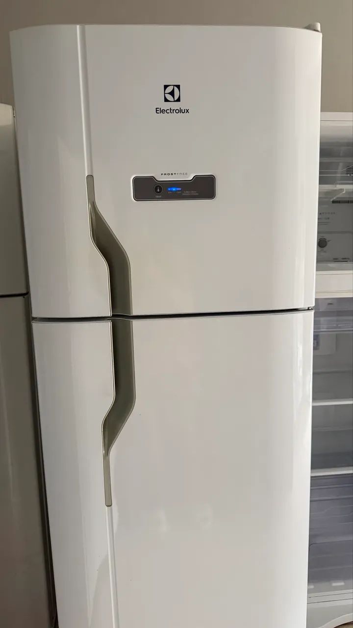 Geladeira Eletrolux Duplex Semi nova  - Foto 5