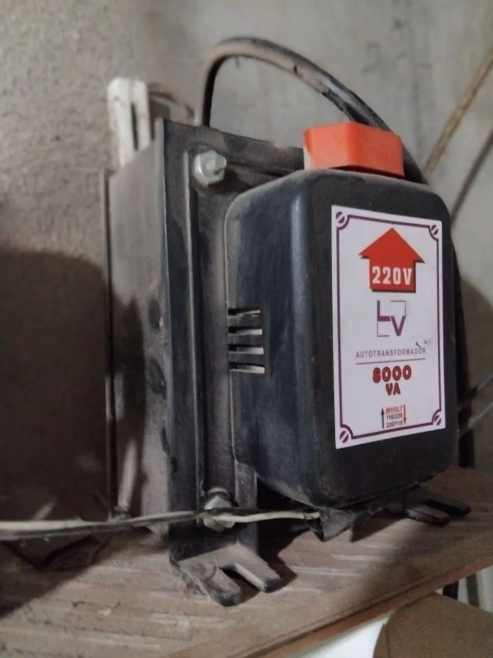 Transformador 8000 va