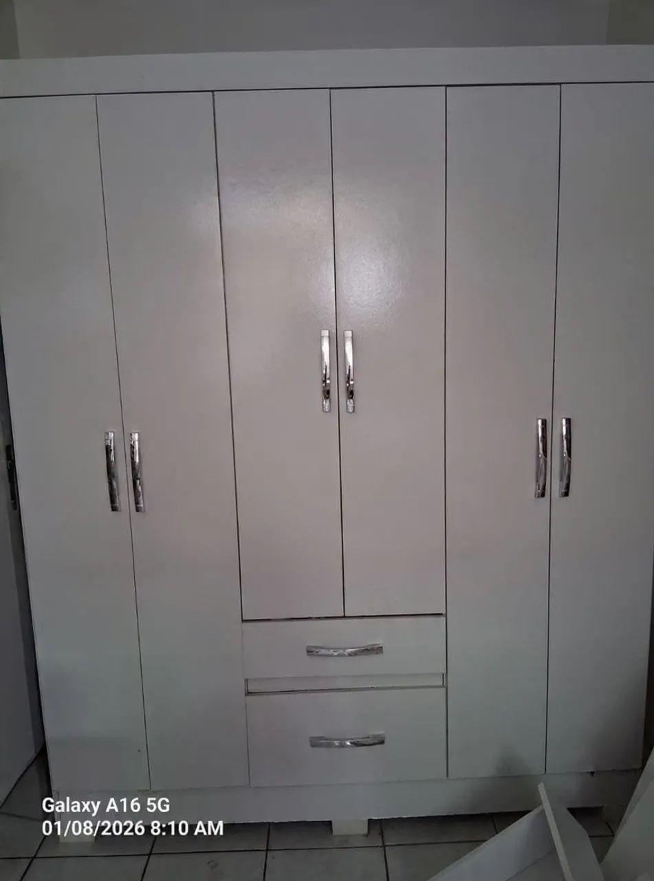 Guarda Roupa