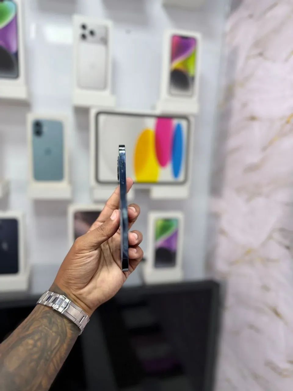 IPHONE 12 PRO 128GB AZUL<br>R$ 1.899,00 - Foto 3
