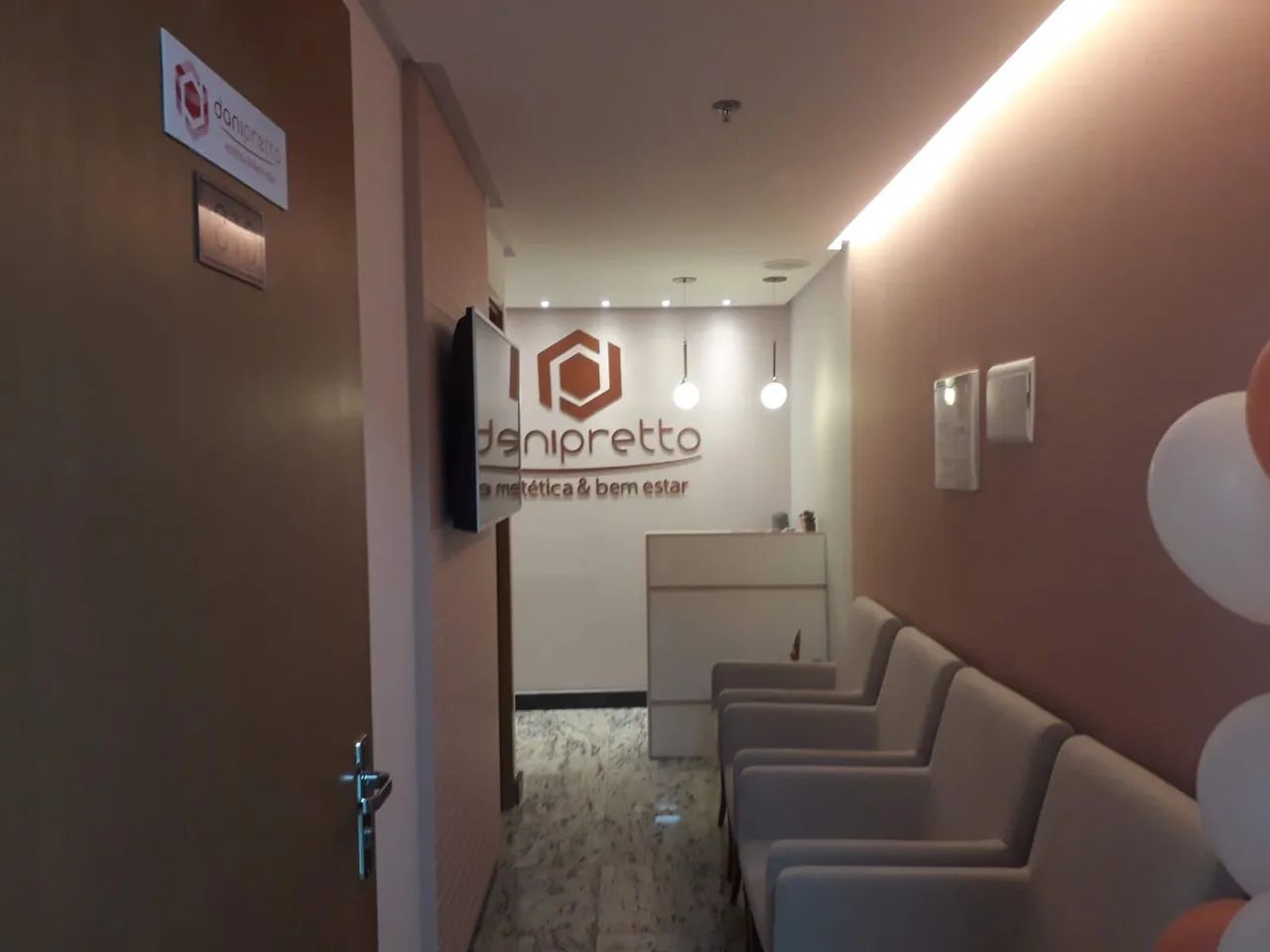 Alugo sala comercial 