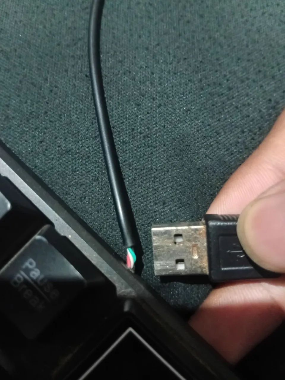 Teclado 100% com rgb USADO - Foto 3