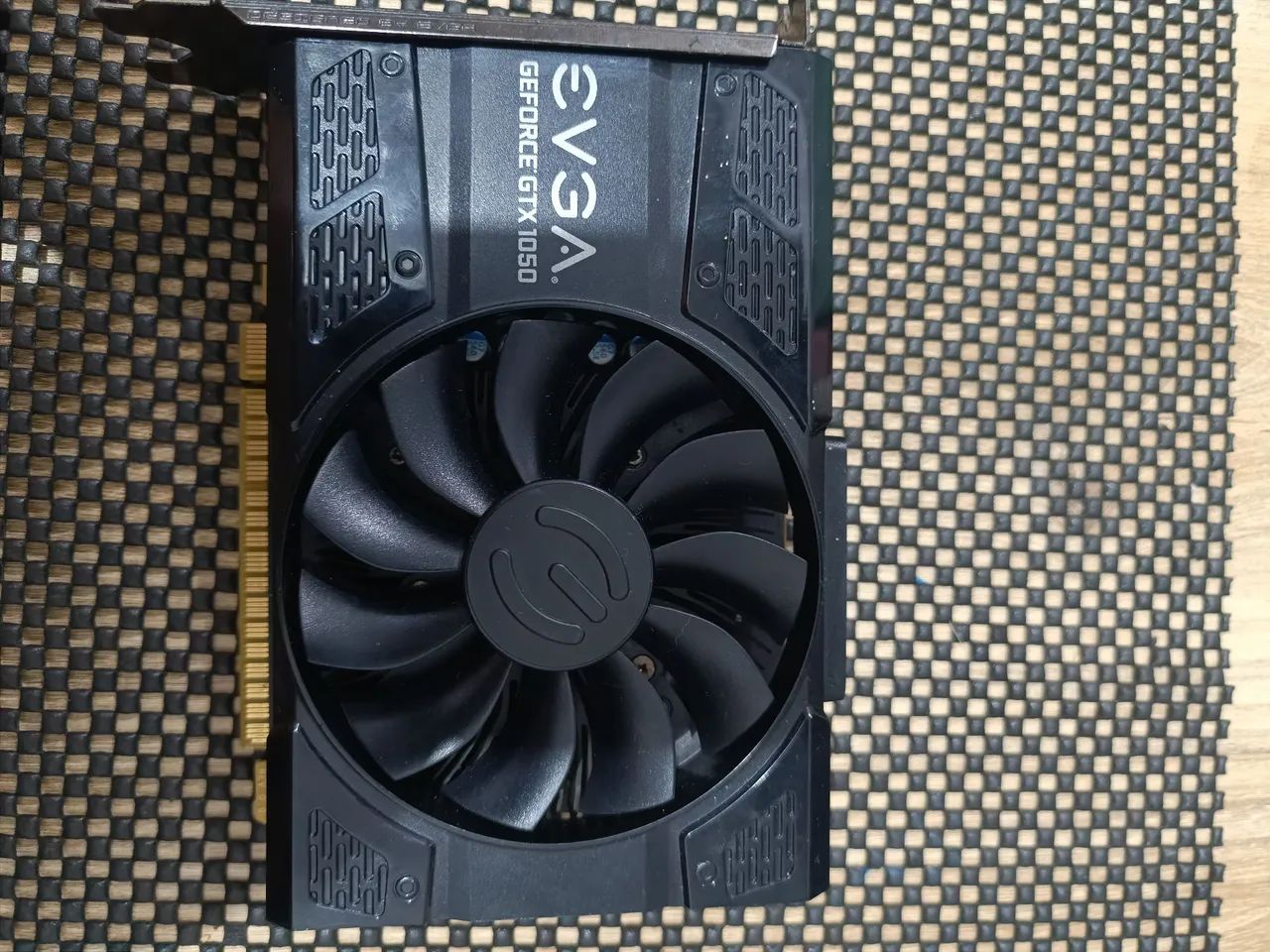 GTX 1050 2GB EVGA