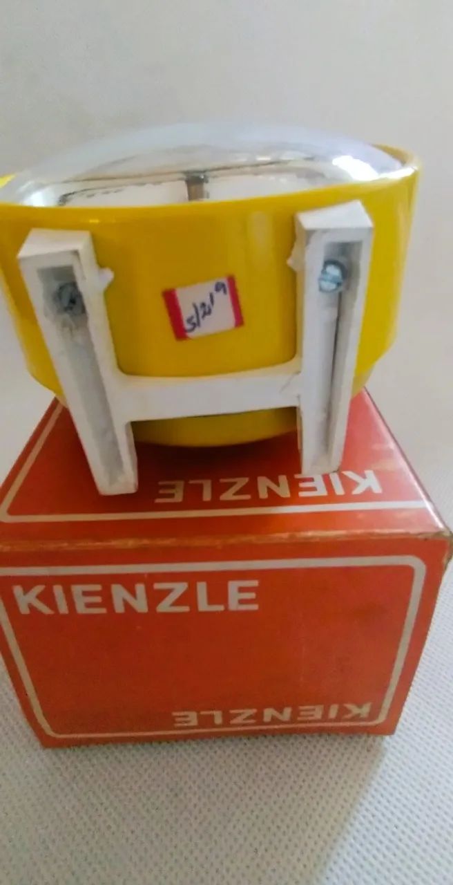Relógio Despertador Vintage Kienzle -Amarelo , à Corda,  ler descrição - Foto 6