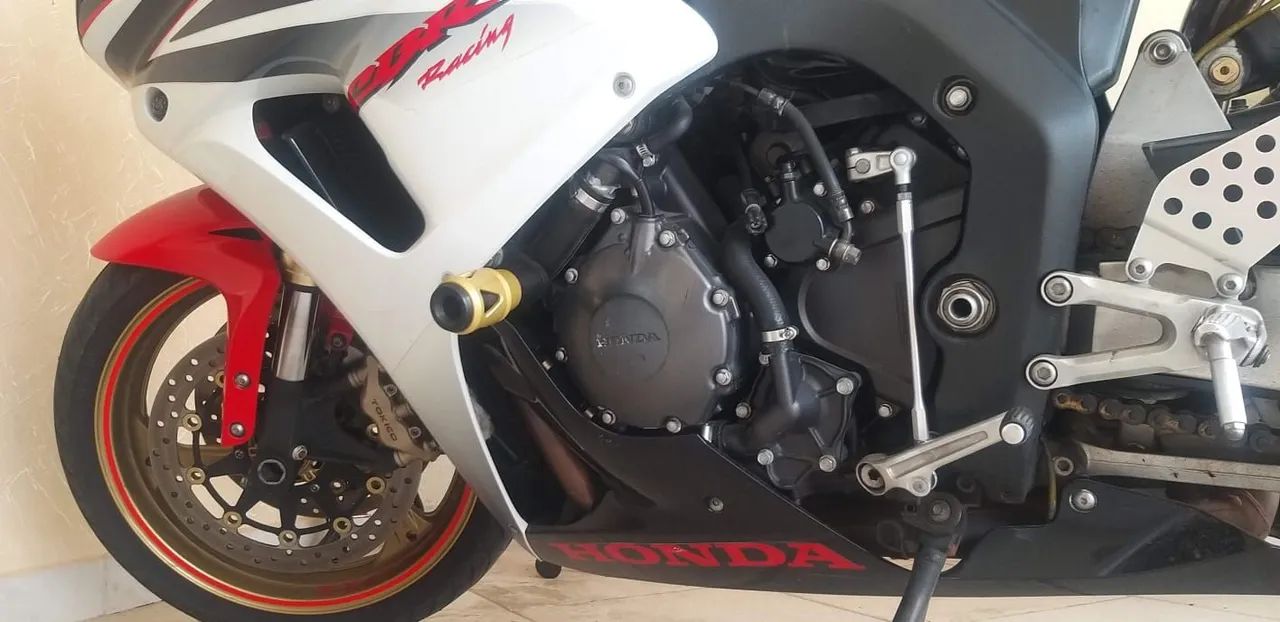 Fire Blade 1000 RR - Foto 3