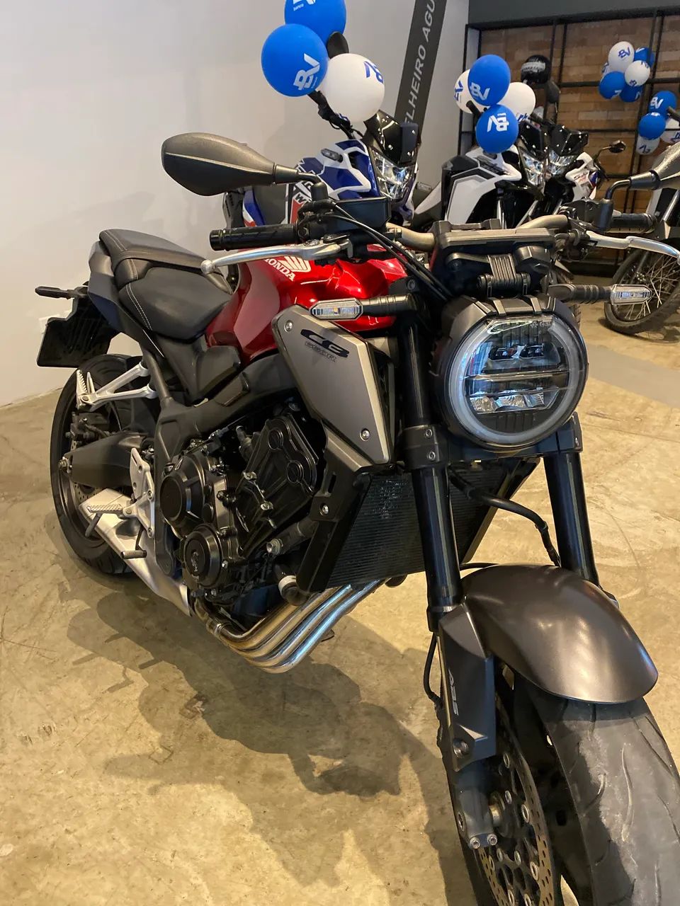CB 650R  - Foto 2