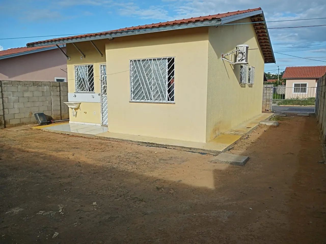 Alugo casa no Iranduba - Foto 4