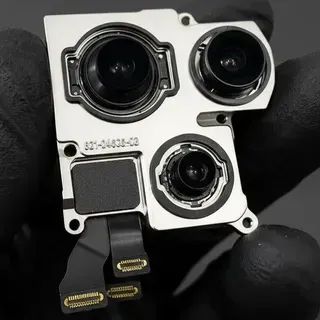 Câmera traseira original retirada para o iPhone 15 Pro