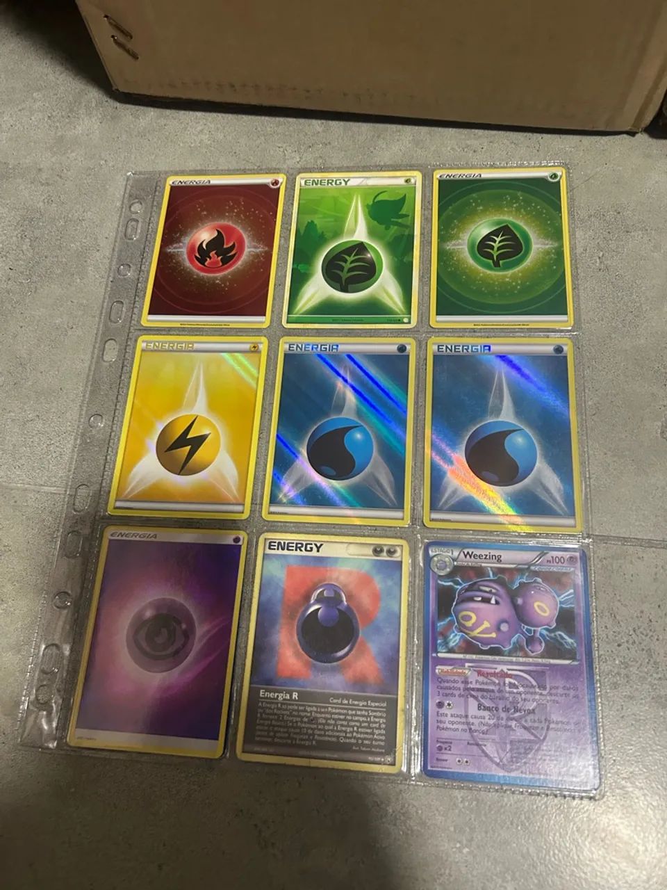 Cartas de Pokémon  tem 80 cartas a maioria antiga - Foto 5