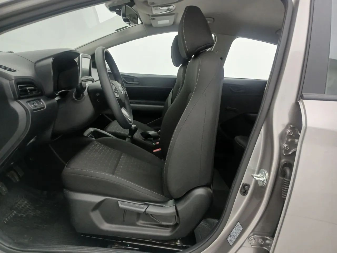 Hyundai HB20 Comfort 1.0 Flex 12V Mec., foto 16 de 18