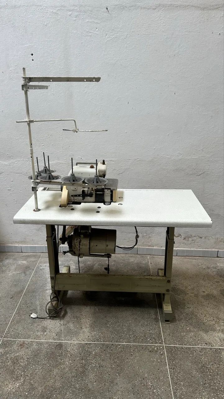 Máquina de costura interlock (siruba) - Foto 2