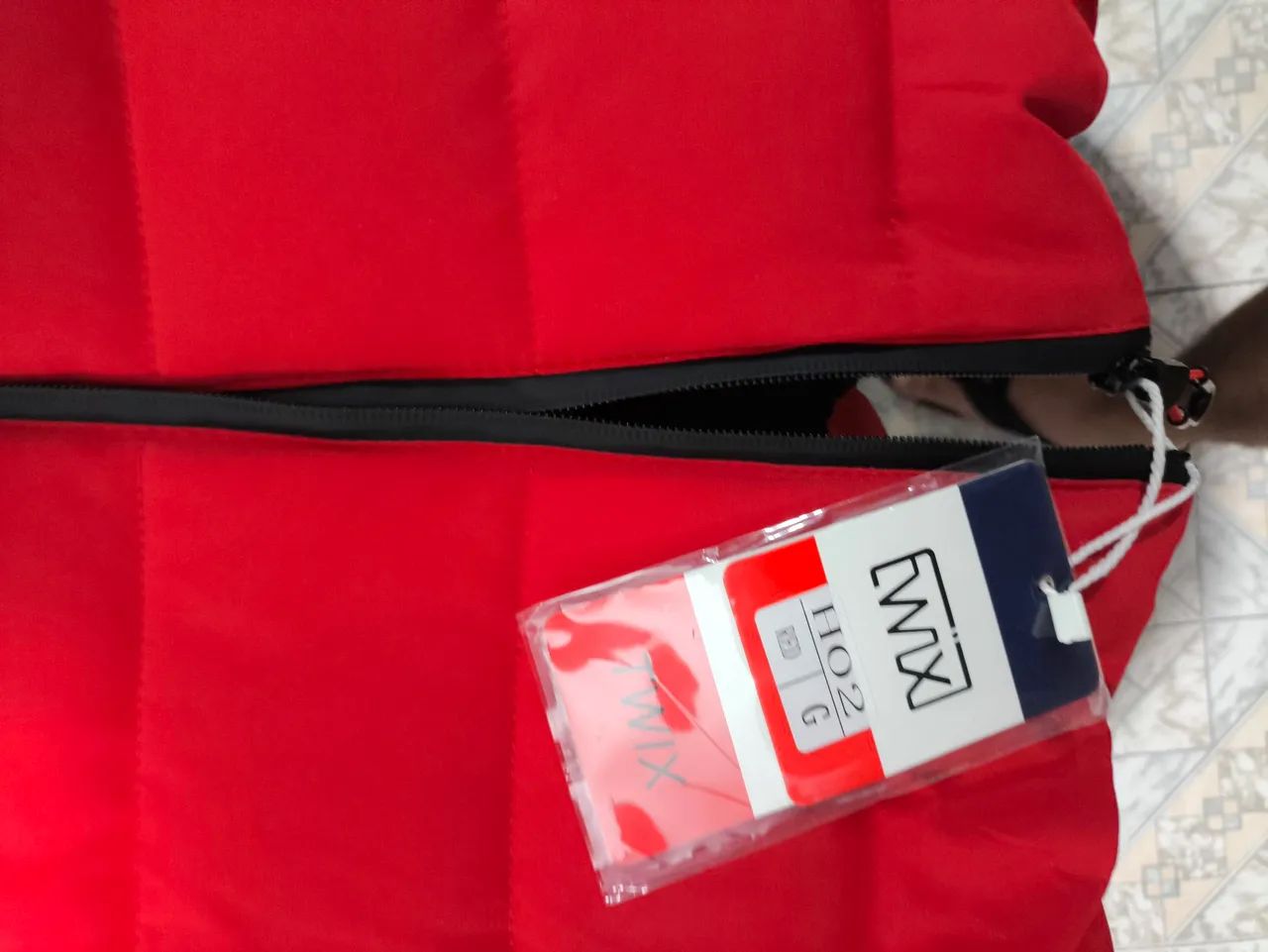 VENDO CASACO PUFFER (ACOLCHOADO) NOVO - Foto 2