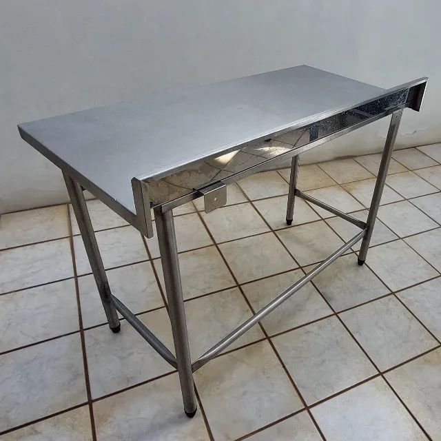 Mesa / bancada industrial de Aço Inox 120cm x 60cm (com espelho de fundo) - Foto 2