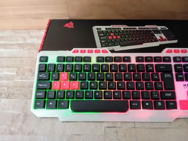 Teclado Gamer Semi Mecânico Led RGB Iluminado Com Fio USB - Foto 2