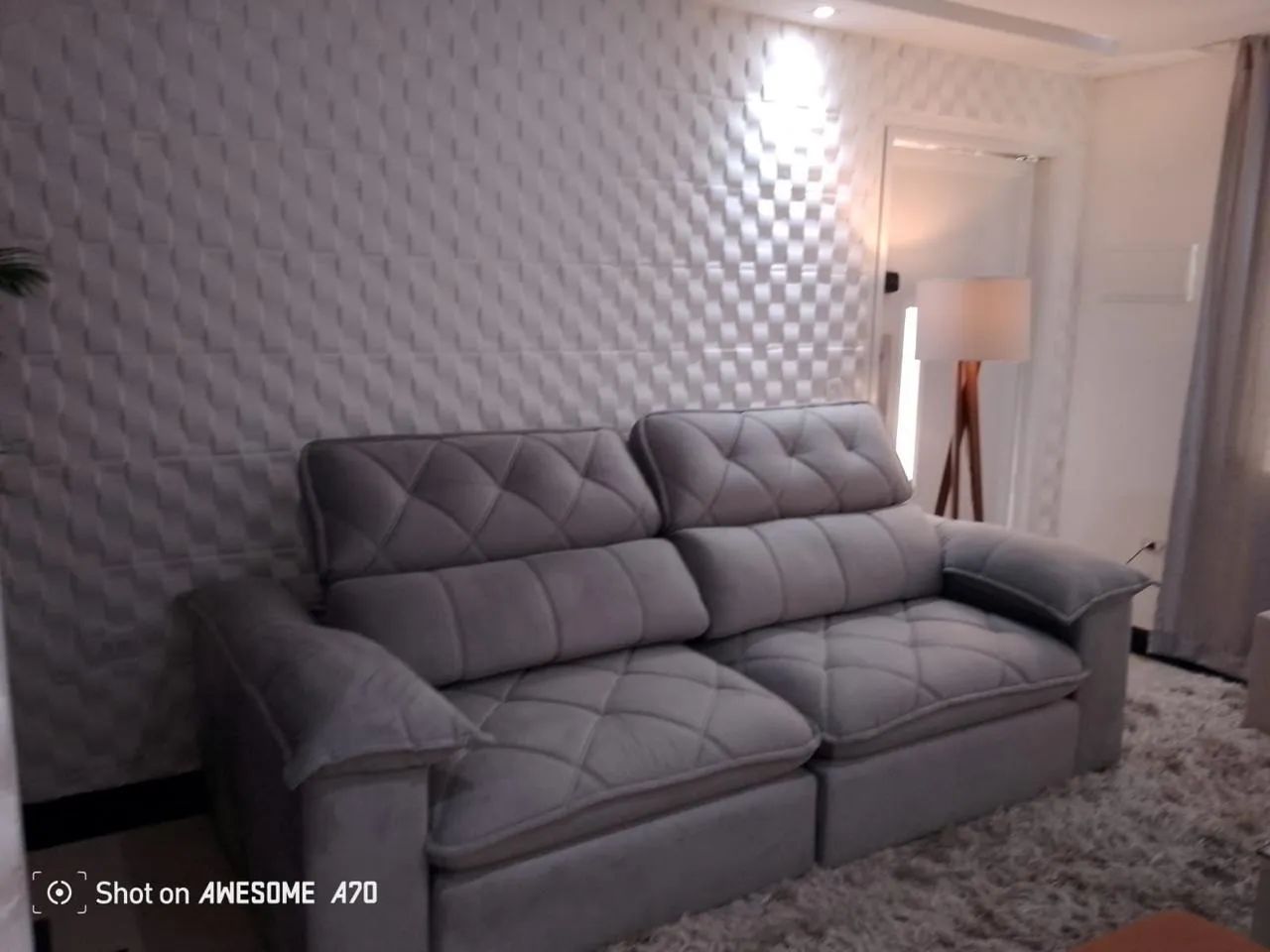 Sofá retrátil e reclinável seminovo - Foto 4