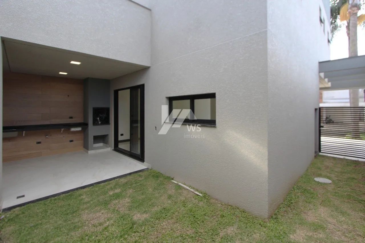 Triplex em condomínio com ótimo acabamento - Foto 2