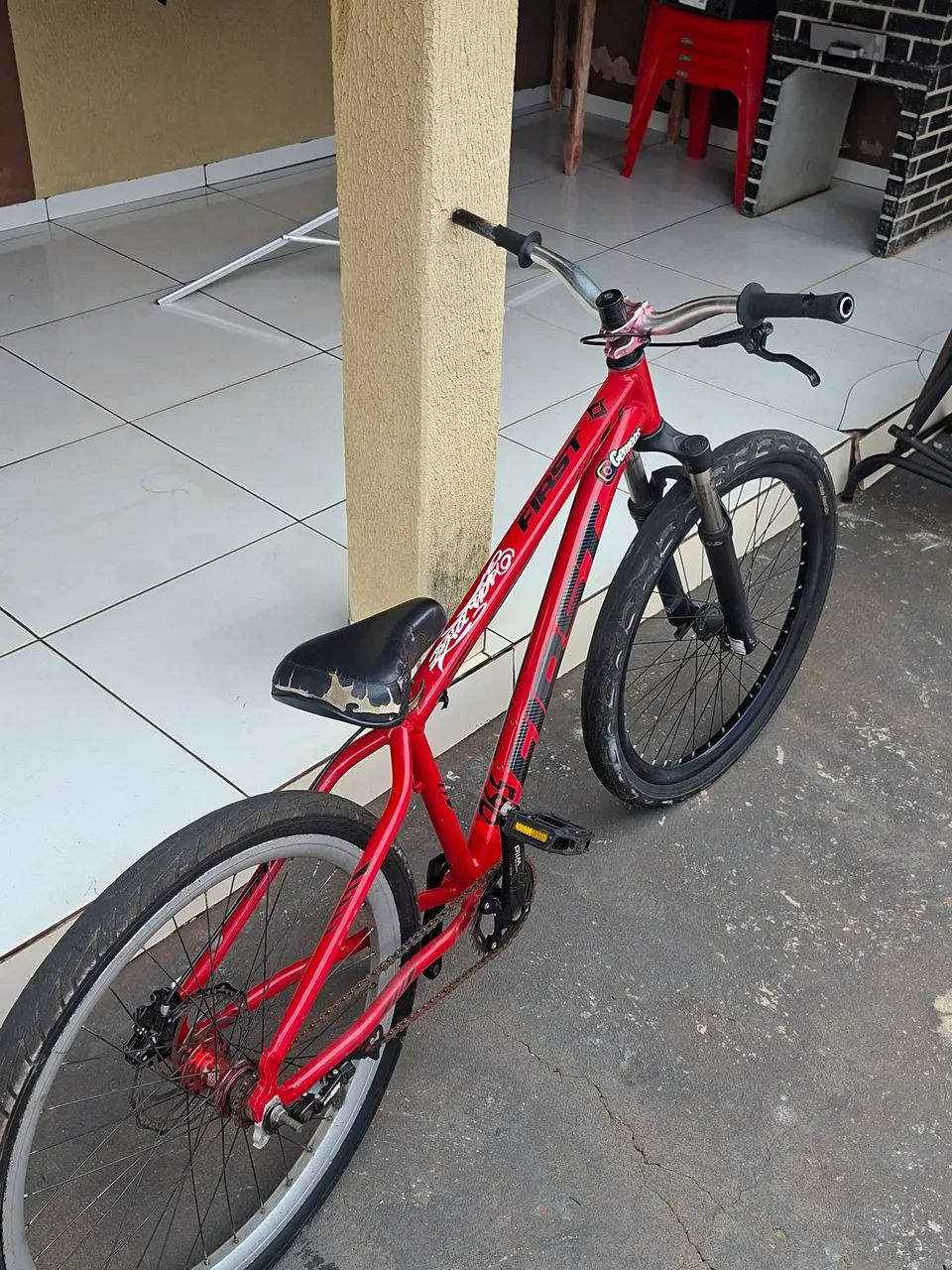 Vendo first, a bike está montada para a modalidade do grau - Foto 2