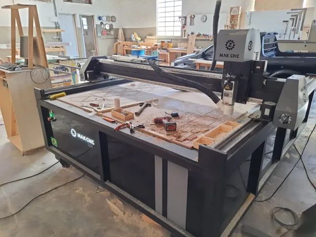 ROUTER CNC INDUSTRIAL - SEMI NOVA - MAKCNC - AREAL UTIL 2500 X 1800mm - Foto 3