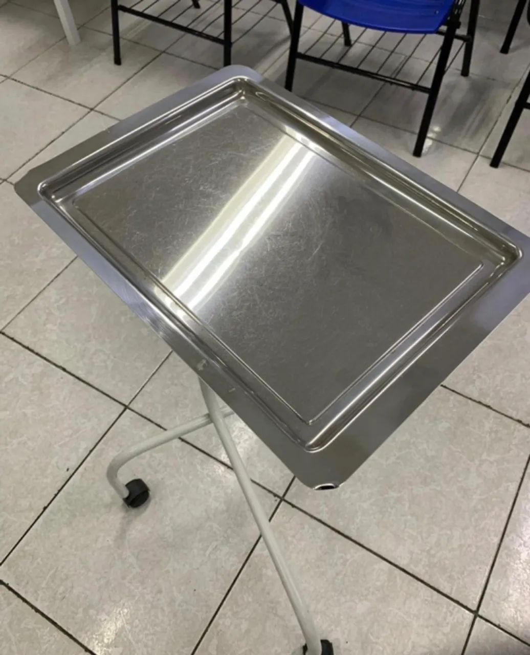 Suporte auxiliar com bandeja  - Foto 2