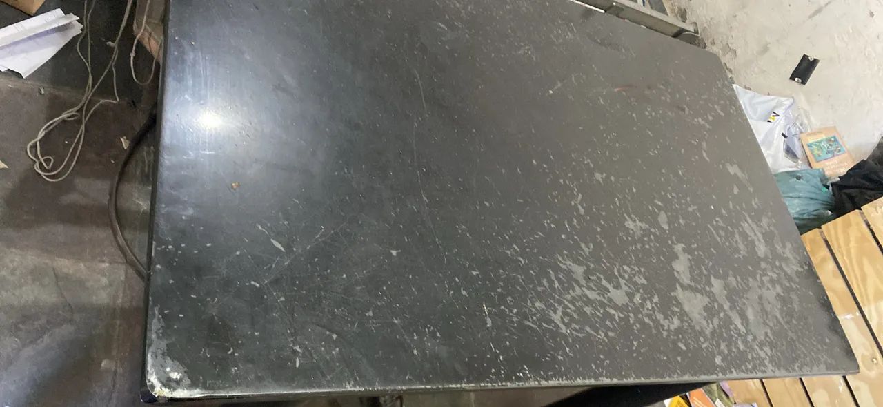 Mesa de granito com base de ferro  - Foto 4