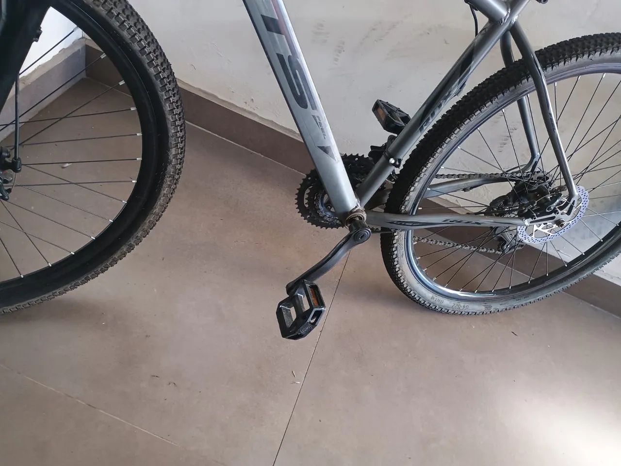 Vendo bicicleta aro 29 - Foto 3