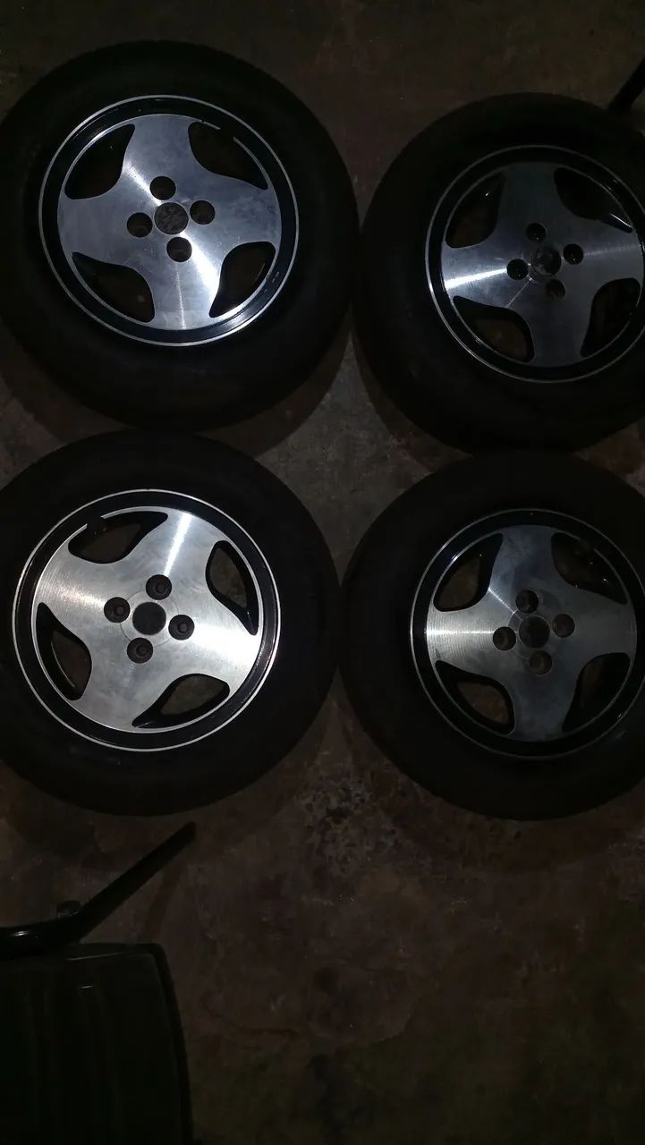Roda aro 14 com pneu
