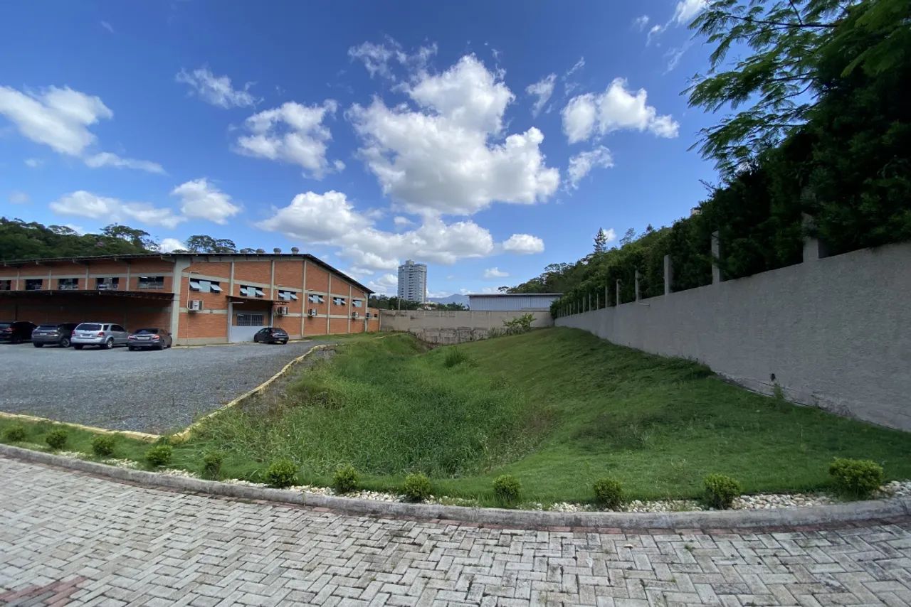 Galpão + Terreno + Casa - Foto 3