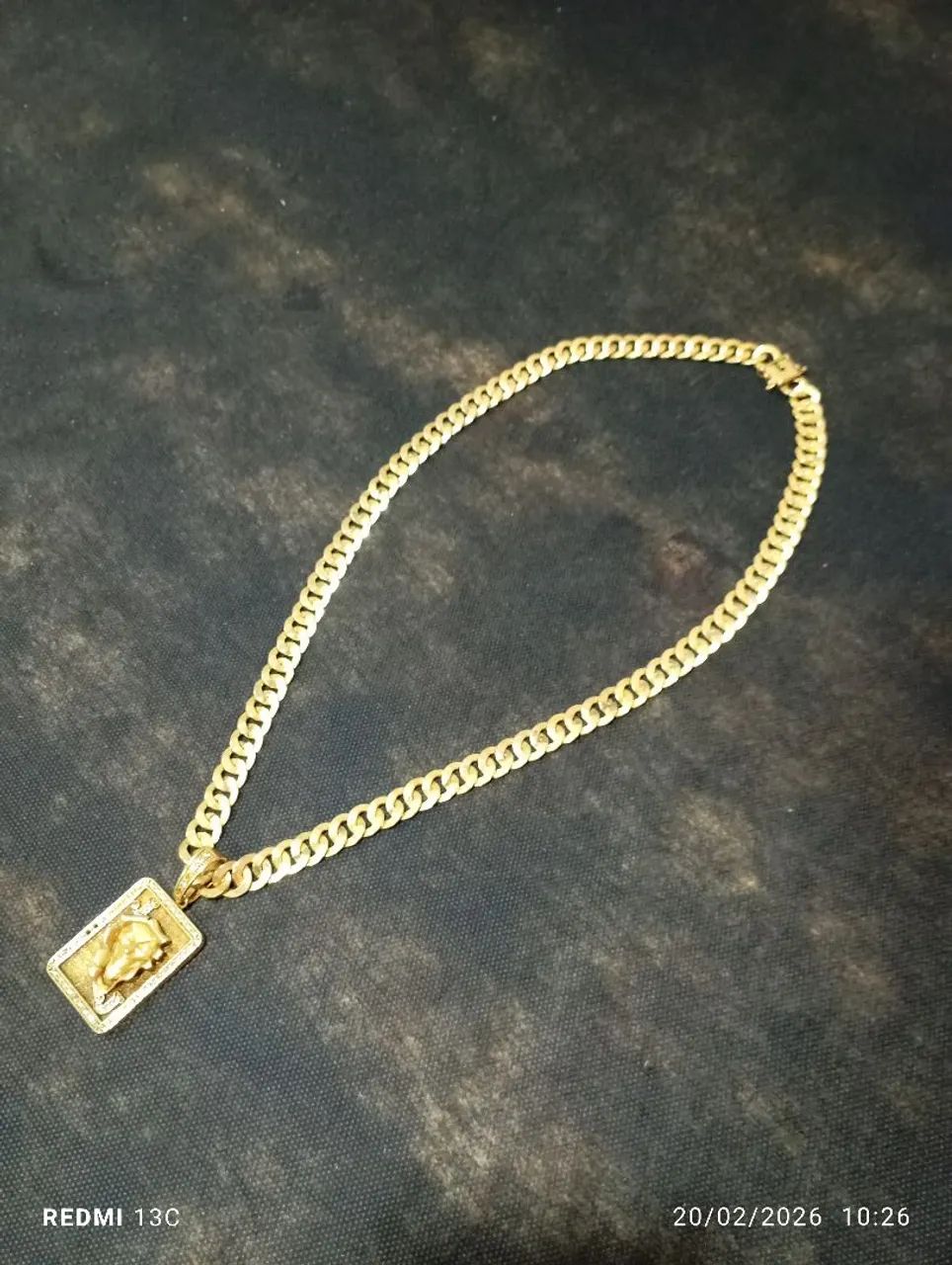 Cordão moeda antiga 