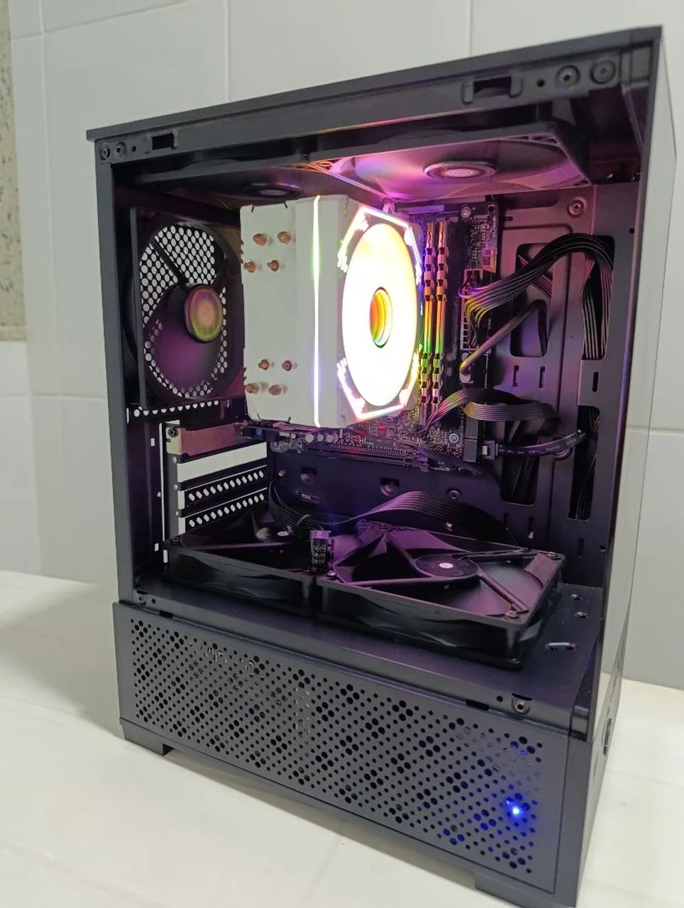 Pc Gamer RX 6600M