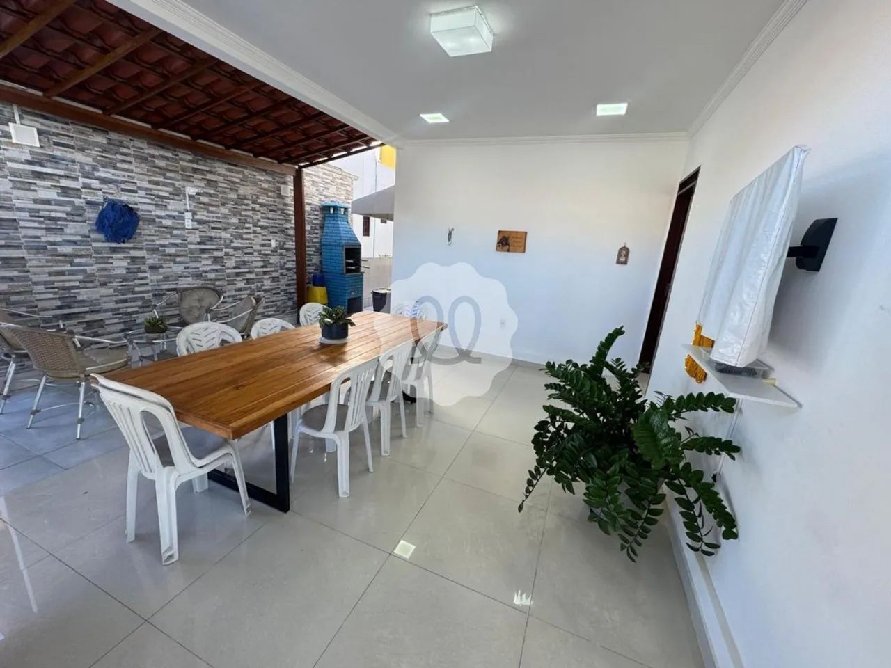 Casa em condomínio, 320m² com 3 suítes + dce. - Foto 3