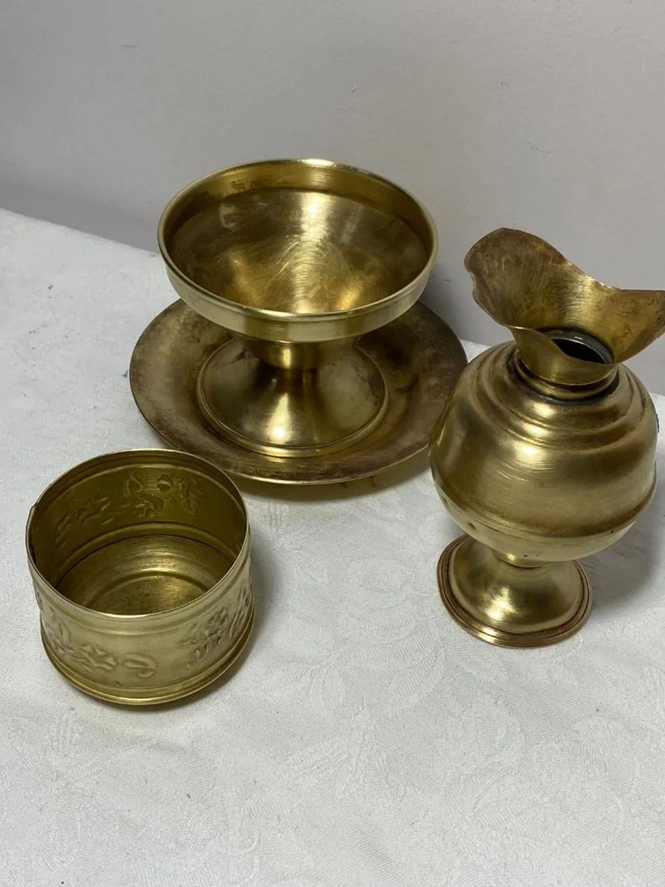 Small brass cachepot401231143145973762