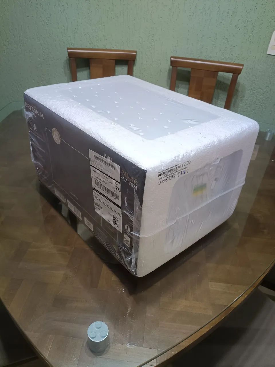 Vendo microondas Britânia 20L 127V ou troca por um 220V