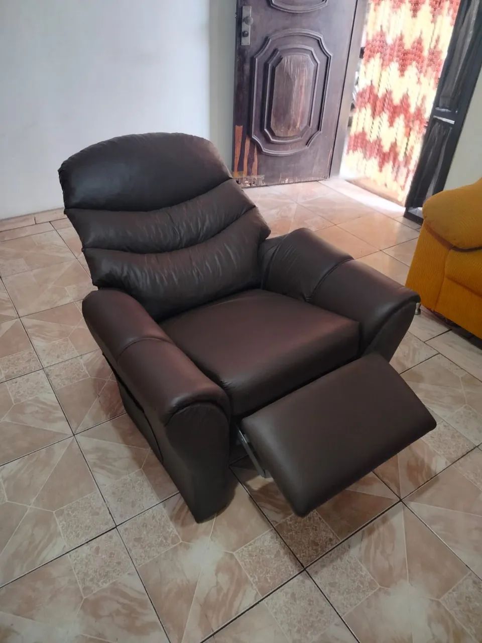 Poltrona Reclinável Jade - Muito Conservada - Foto 3