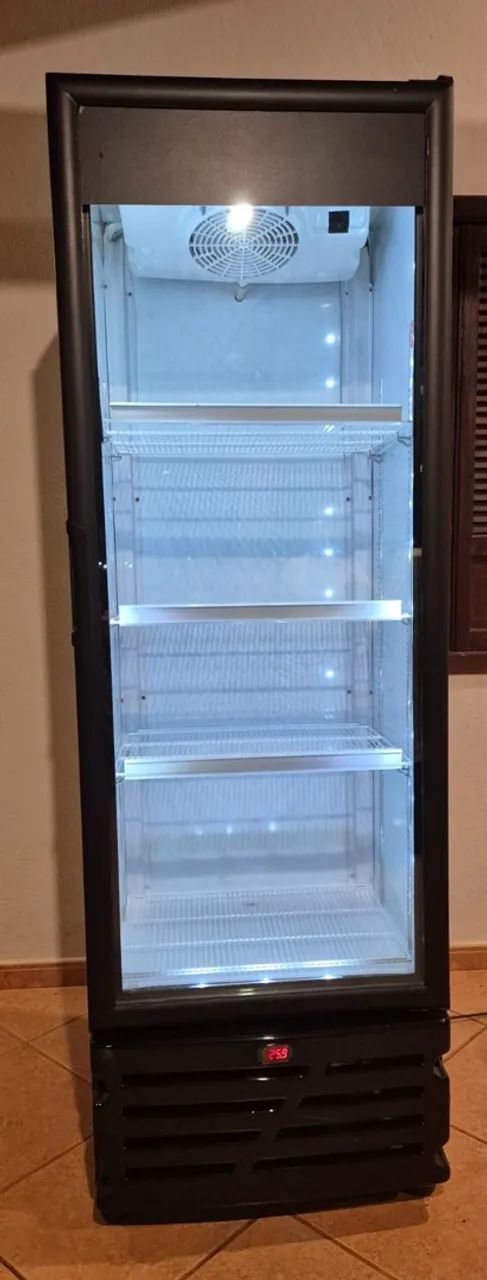 Freezer vertical expositor 