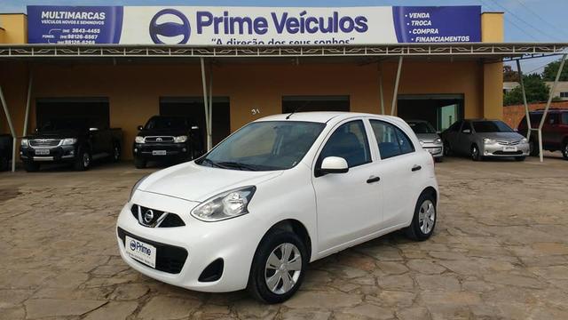 Nissan March 1.0 completo ano 2017/2018