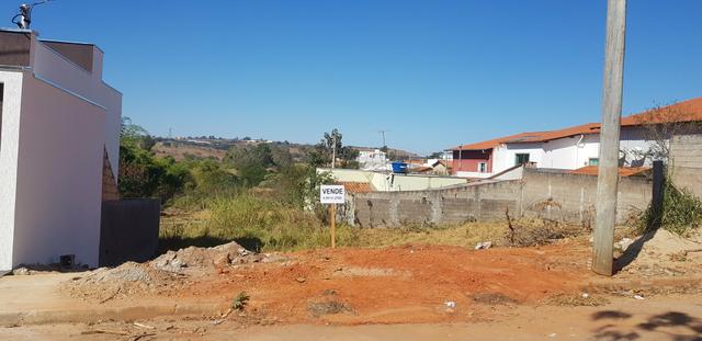 Vende-se ótimo lote no Bairro Eldorado