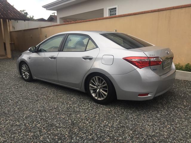 Corolla xei 2015 legalizado baixo 66.000 A Baixo dá fipe - Foto 6