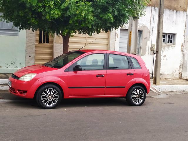 Vendo fiesta completo de tudo