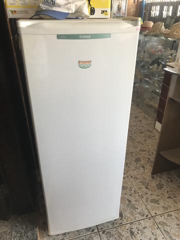 Freezer altamente novo