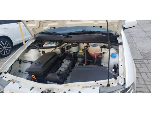 VOLKSWAGEN GOL 1.0 MI 8V FLEX 4P 2013 - Foto 16