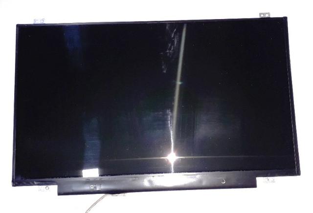 Tela 14.0 led slim para notebooks instalada