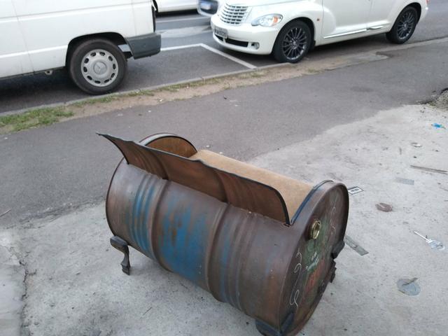 Banco latão 200 Ltrs. R$450.00 - Foto 4