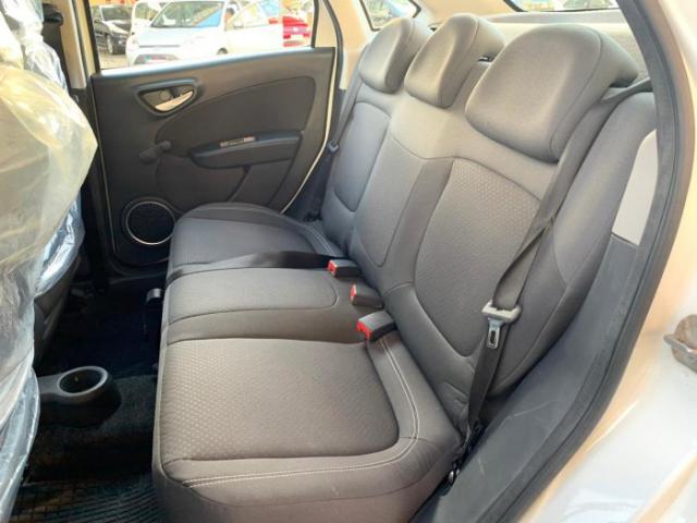 Fiat grand siena 2015 1.4 mpi attractive 8v flex 4p manual - Foto 9